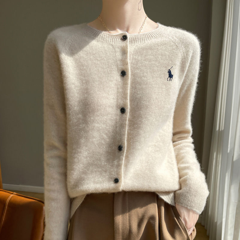 【厂家直销】圆领纯色刺绣针织开衫外套短款女士毛衣春秋宽松外搭