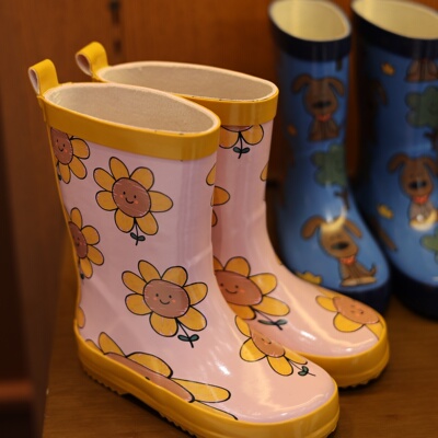 新款童趣手绘儿童中筒雨鞋 男女童宝宝雨靴