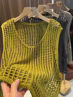 欧货2025春季新款显瘦百搭V领套头镂空渔网马甲针织衫背心上衣女