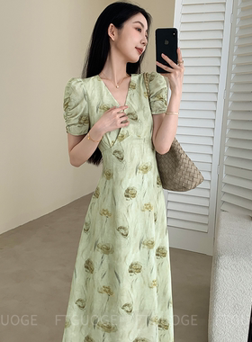 2026夏装大码女装显瘦温柔风V领长裙绿色碎花连衣裙M 4XL200斤