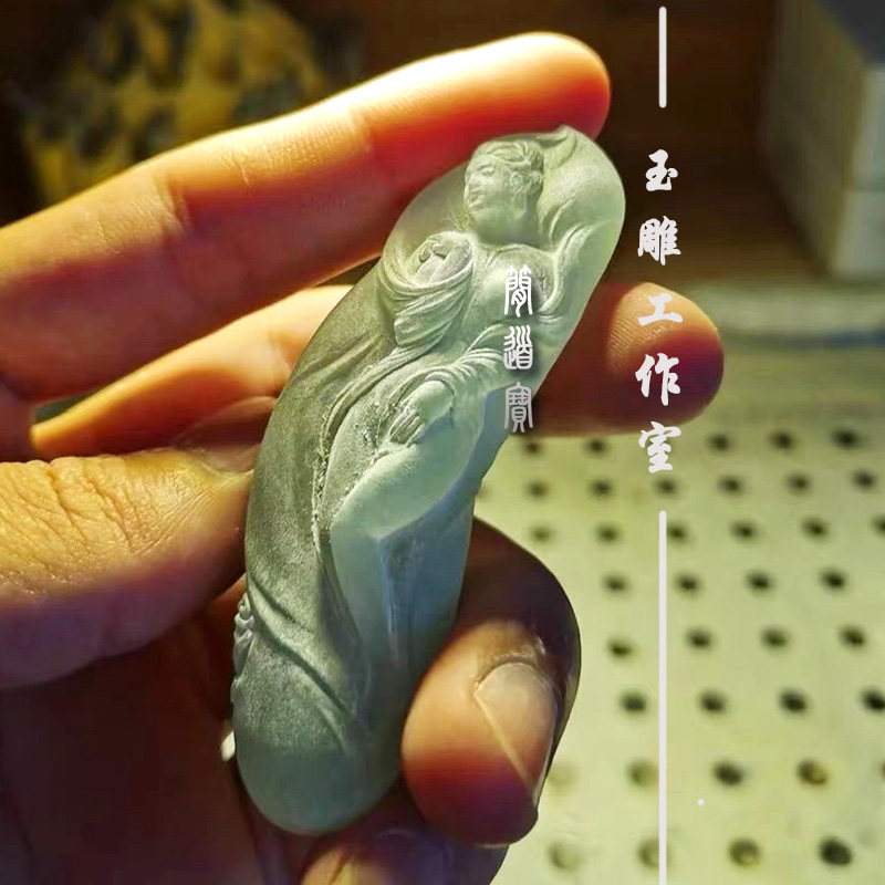 翡翠雕刻加工玉石原石抛光玛瑙