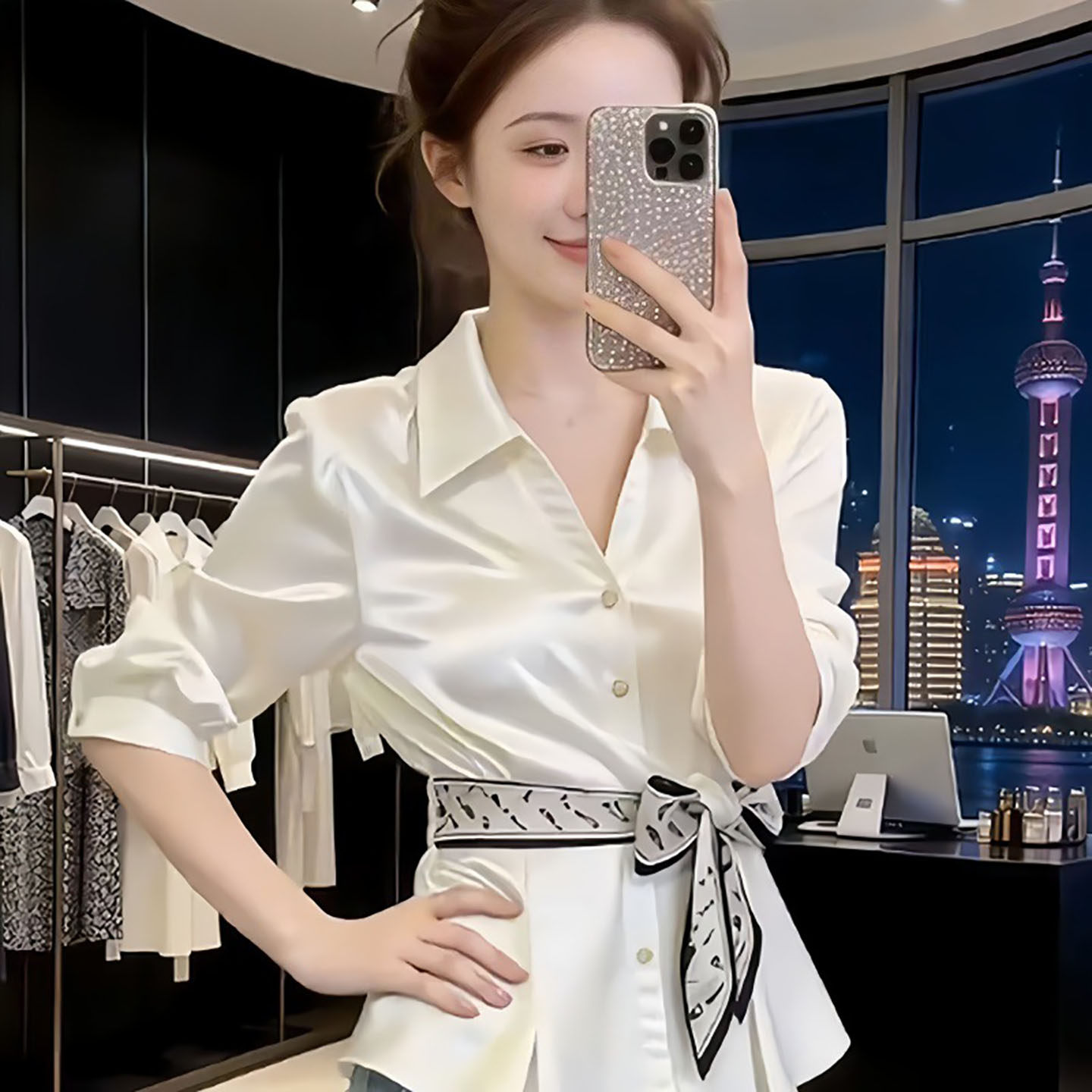 短袖衬衫女仿真丝绸缎白色 泡袖V领蝴蝶结冰丝巾收腰显瘦气质上衣