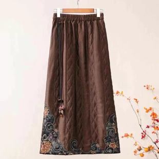 千椿物喜原创重工刺绣菱形格夹薄棉保暖棉裙民族风百搭半身裙秋冬