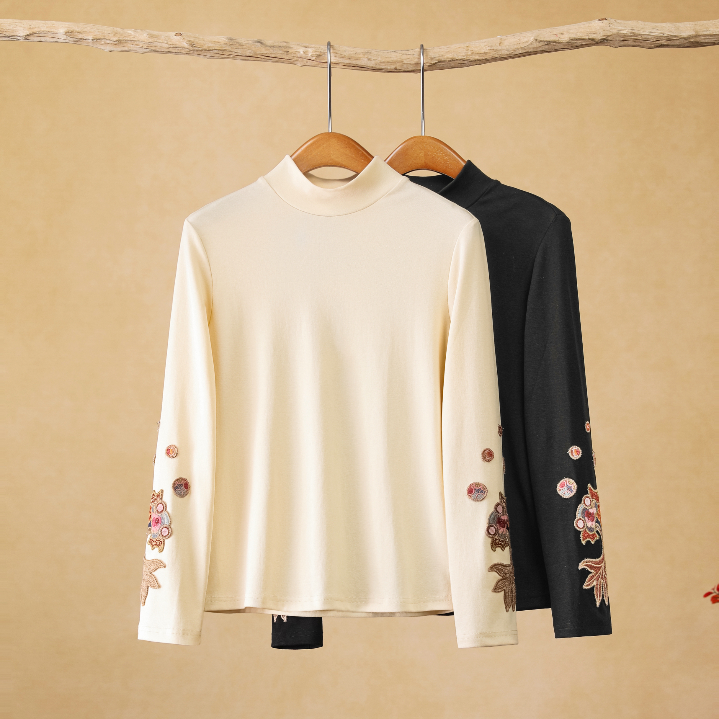 千椿物喜秋冬新款复古文艺刺绣打底高领内搭保暖民族T恤上衣女装