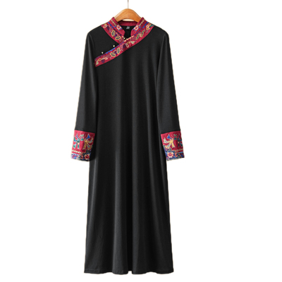 新中式原创文艺复古设计师高定民族风斜襟式刺绣弹力小立领连衣裙