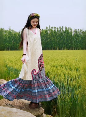 原创国风民族风重工撞色拼接贴布刺绣百褶裙摆连衣裙背心裙长裙女