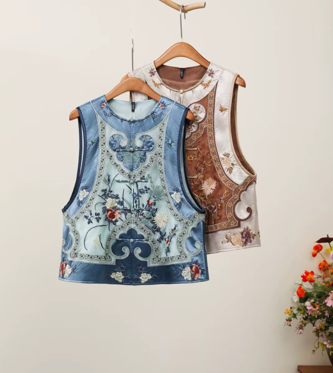 楚馨千椿物喜民族风新中式国风复古文艺刺绣桑蚕丝马甲女背心马夹,女装/女士精品,马夹,淘宝优惠券,粉丝福利购,淘宝优惠卷