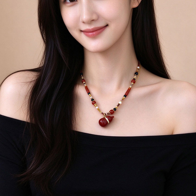 红玛瑙天然石串珠项链女滴油红葫芦坠轻奢高级感秋冬新款锁骨链