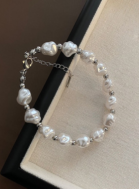 巴洛克仿珍珠钛钢不易掉色手链女式轻奢欧美时尚设计高级新款手饰