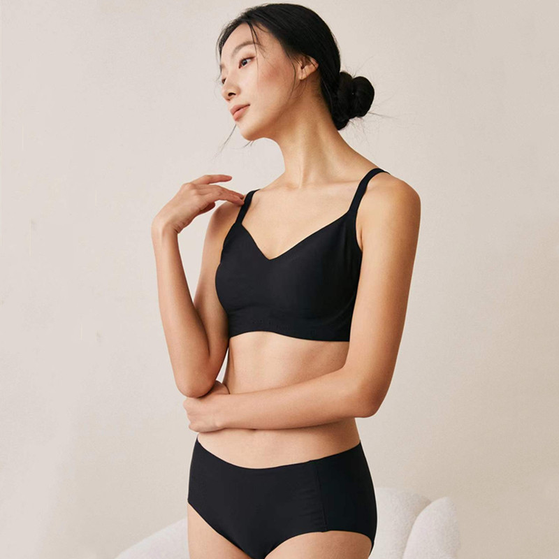 和沐美家无痕乳胶收副乳透气内衣图片