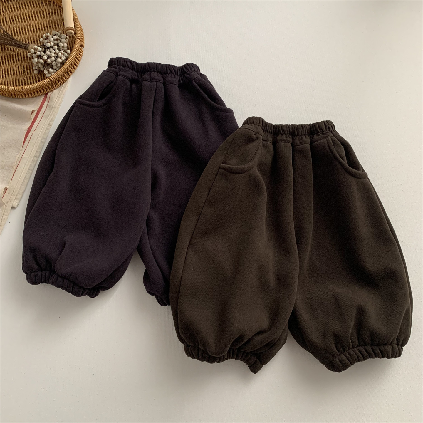 韩系男女童加绒保暖灯笼裤