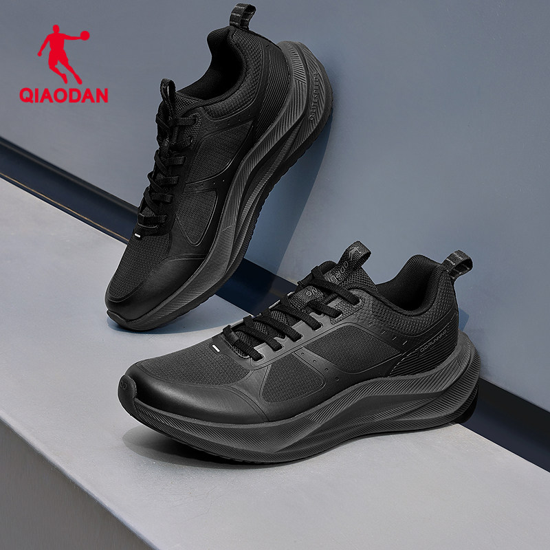 乔丹男冬季透气减震防泼水跑鞋