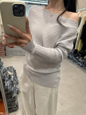 BLUEPOPS 一字领斜肩坑条收腰显瘦长袖针织衫女2026春新款WC220