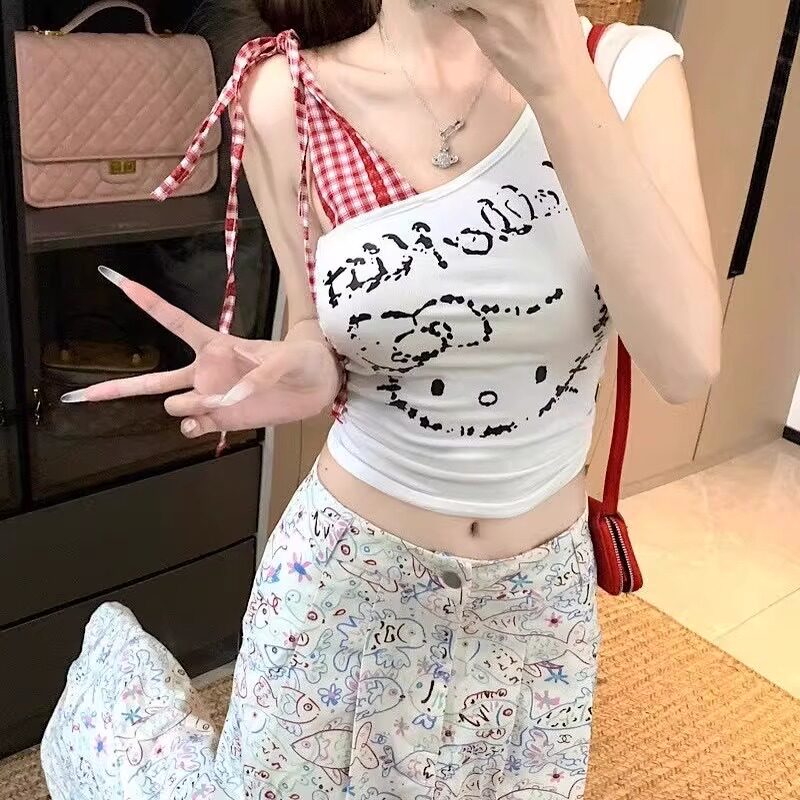 白色格子拼接kitty斜肩背心T恤女夏季设计感小众露肩甜辣短款上衣