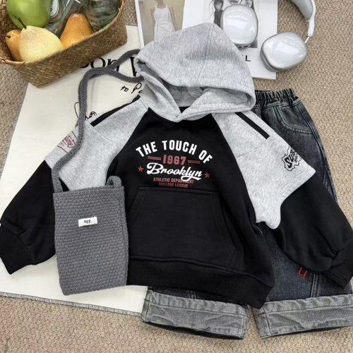 冬季韩系男童连帽拼接假两件卫衣