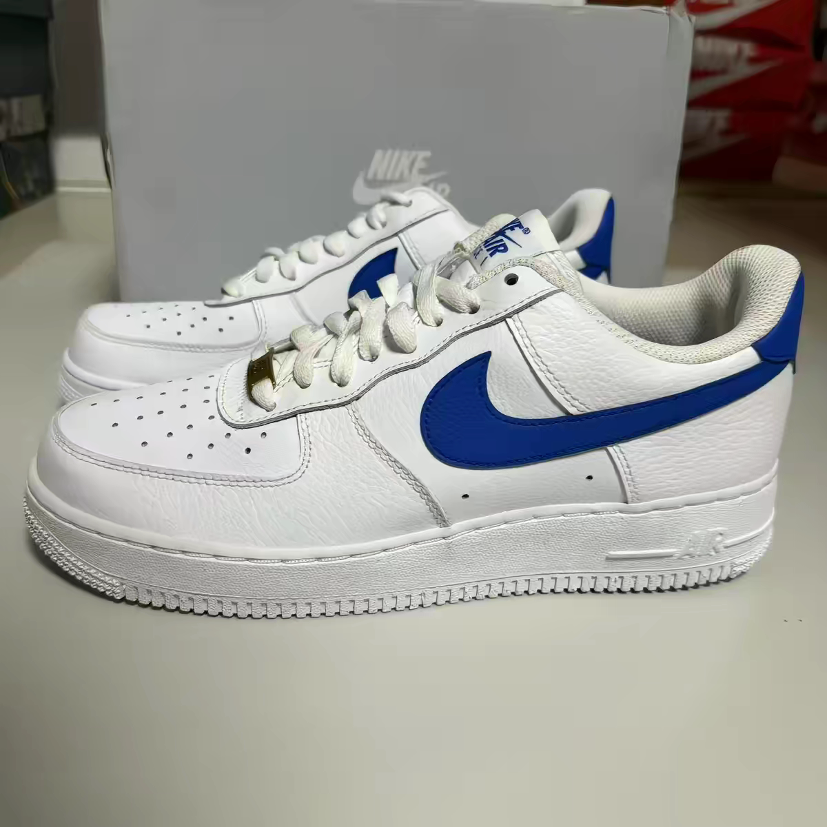 耐克AF1白蓝低帮板鞋DM2845-100