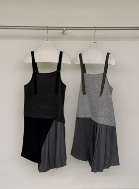 QINGQING 一九二三＂羊毛混纺设计感毛线拼接背心百褶裙 叠搭系