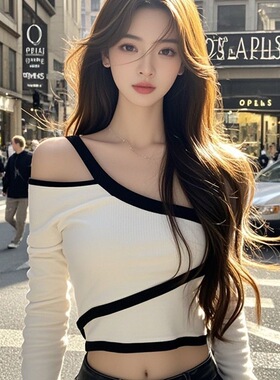 2025新款修身显瘦设计小众镂空斜肩长袖T恤初秋辣妹时尚上衣ins女