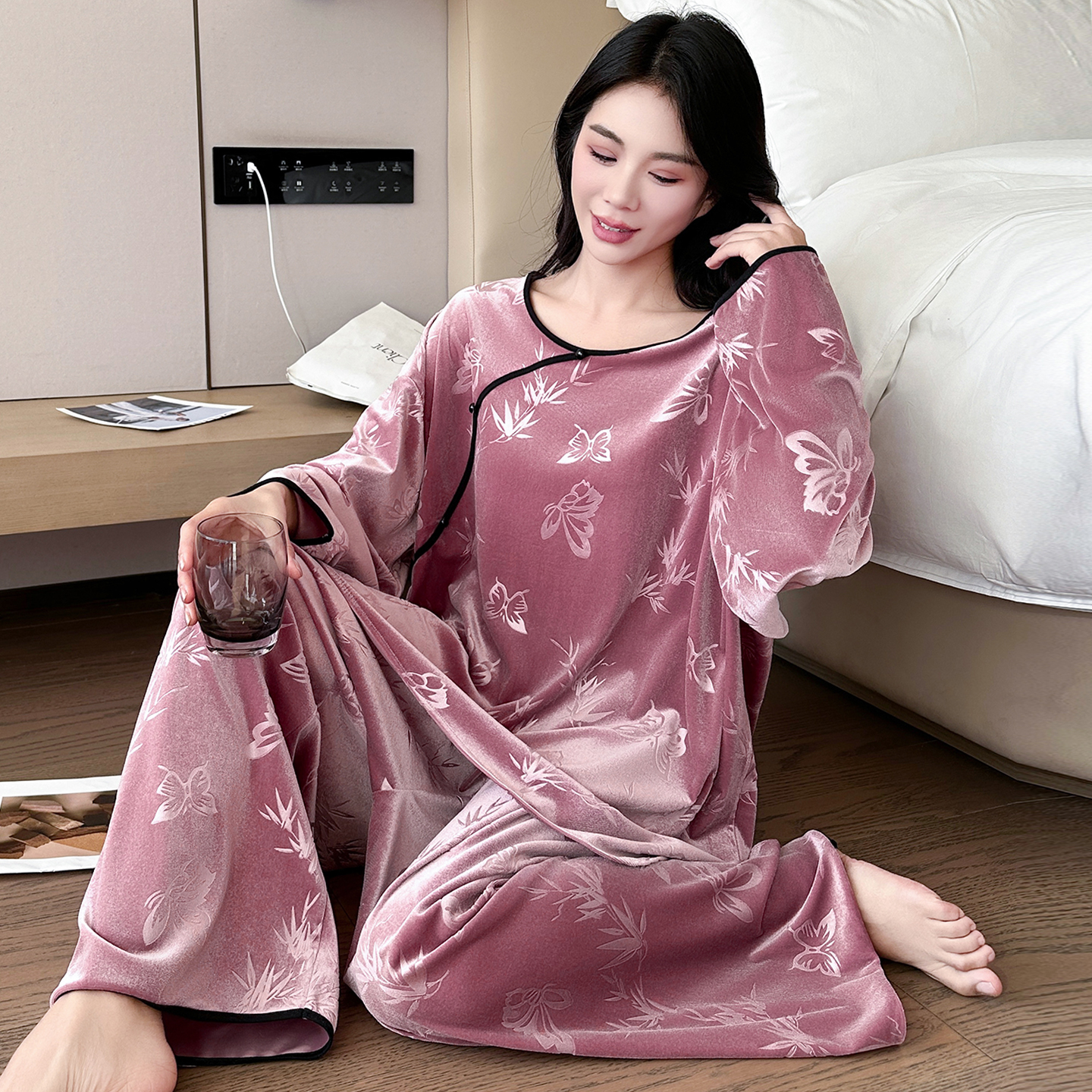 大码睡衣女秋冬金丝绒家居服套装