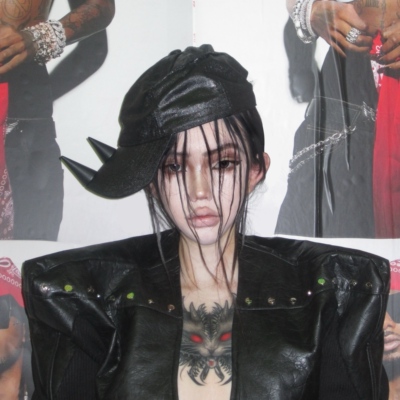 singlen 26ss Made in China 暗黑涂层｜黑犀铁骑造型设计鸭舌帽