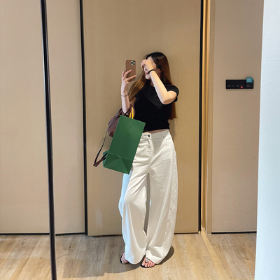 轻量感水洗剪裁显瘦松弛牛仔裤女