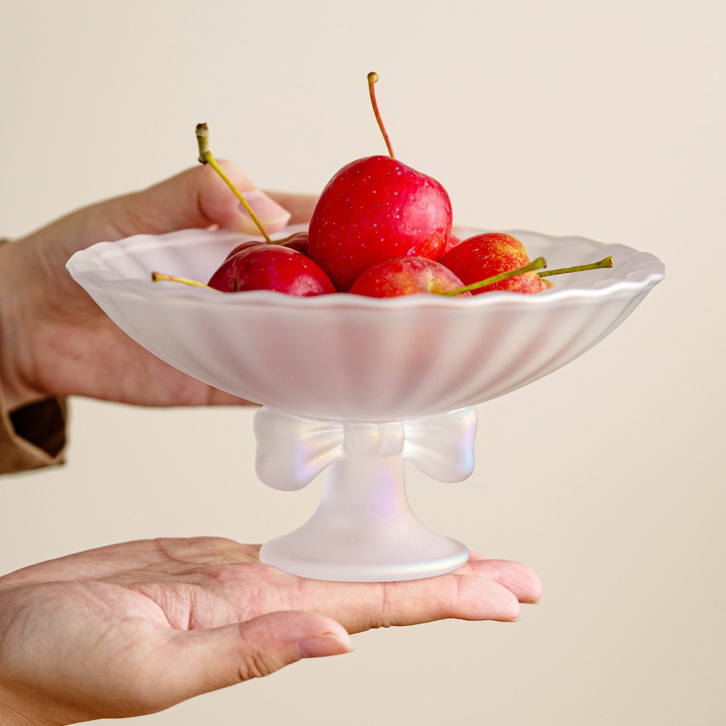 进口高足领结佛手柑托盘水晶琉璃零食摆放盘水果盘客厅家用点心盘