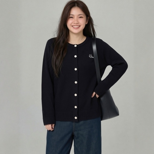 百搭加大码 宽松绣花纯色圆领开衫 胖mm毛衣外套 女韩版 2026早春新款