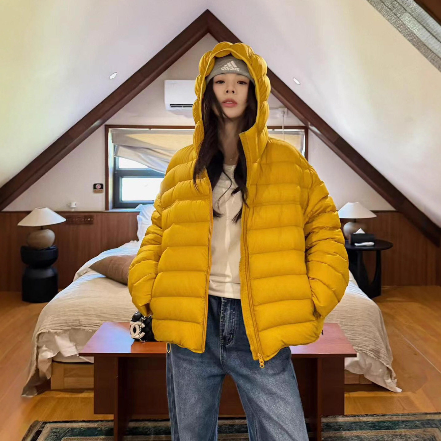 冬季90绒新款韩版加厚排骨黄色羽绒服女短款泡芙云感保暖连帽外套