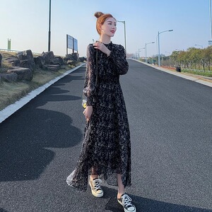 韩国气质长袖碎花连衣裙女2024年新款春夏收腰显瘦时尚雪纺长裙子