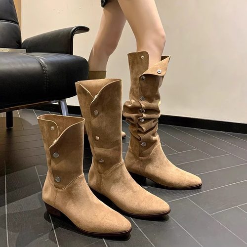 韩系复古麂皮绒杏色两穿西部靴2026新款堆堆短靴中跟粗跟骑士长靴
