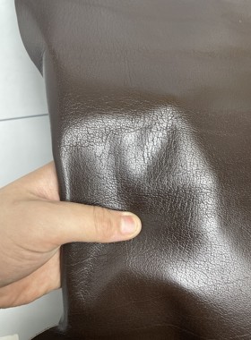 E1174进口头层深咖色小牛皮手感微软厚度1.4mm