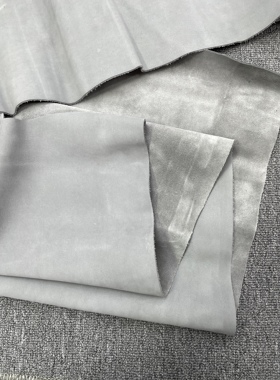 H624厚度1.5mm进口头层浅灰色牛巴戈磨砂牛皮手感微软 21平方英尺