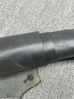 E734进口头层黑色植鞣牛皮 手感微挺厚度1.5mm