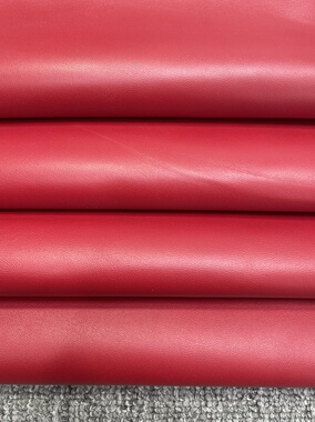 H266厚度0.9mm进口头层红色绵羊皮手感微软