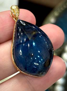 【挚爱】 珍贵老料 18k金钻镶嵌舒俱来吊坠 7.51克