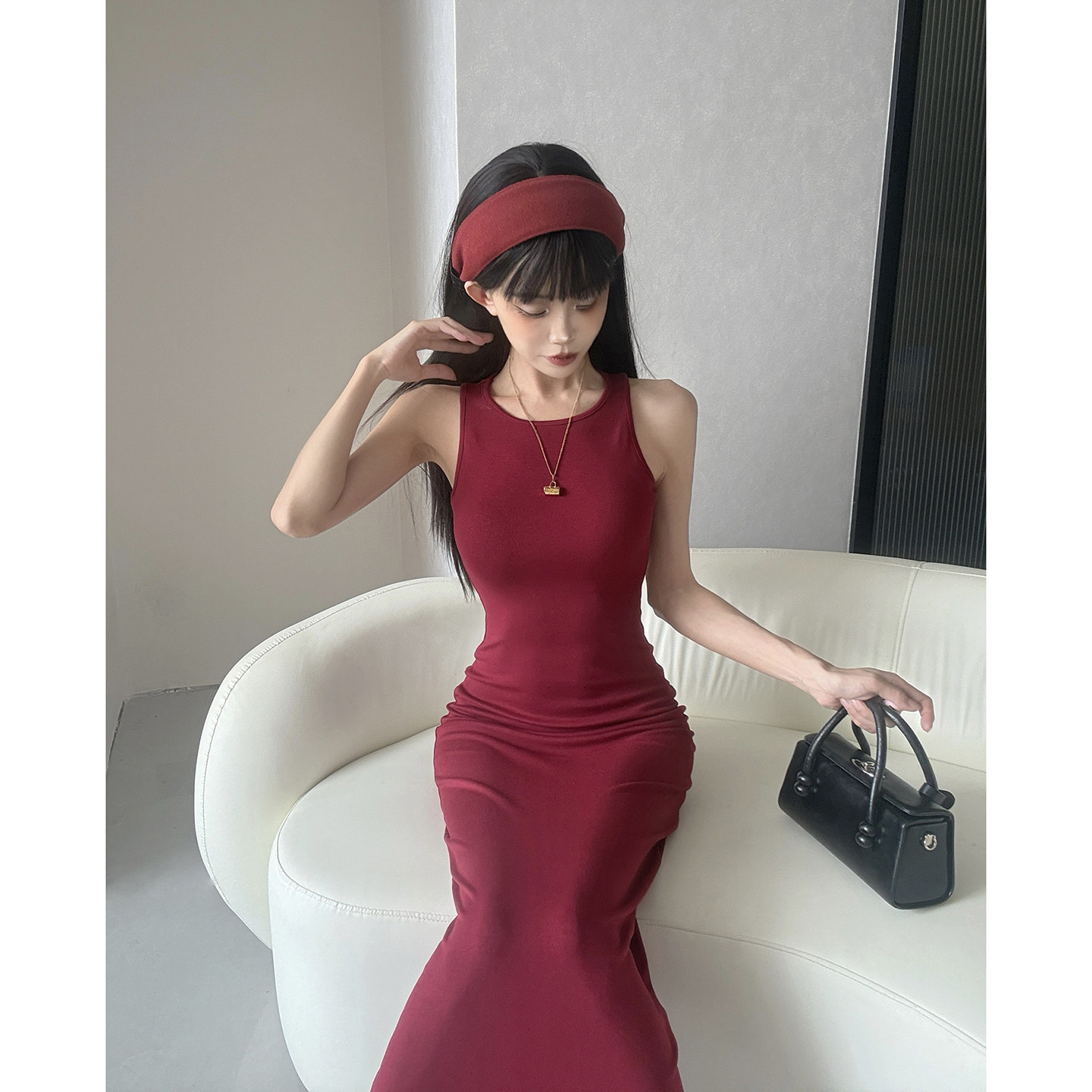 &ldquo;智性瑞秋裙&rdquo;极简修身圆领无袖针织连衣裙不费力曲线美女感长裙