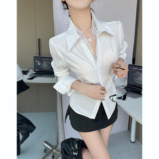 高智风蕾丝拼接长袖翻领白色衬衫女夏季新叠穿设计感百搭收腰上衣