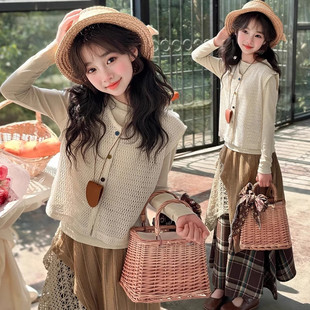 法国Uamtor女童春秋款2025新款洋气套装韩系高级感穿搭裙子三件套