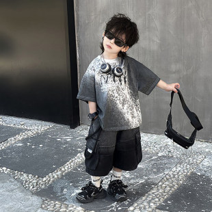 法国Uamtor男童夏装套装2026新款儿童夏季短袖t恤豹纹牛仔短裤潮