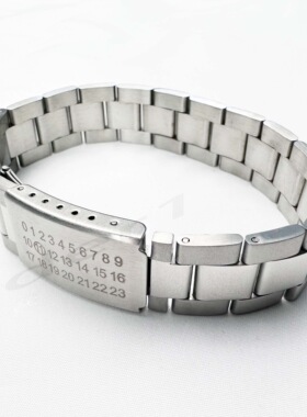 现货24SS新款马吉拉mm6经典数字logo表带手链MM6表链钛钢手镯男女