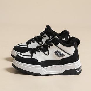 板鞋女款冬季加绒保暖二棉鞋网红爆款休闲初中生小众运动百搭冬鞋