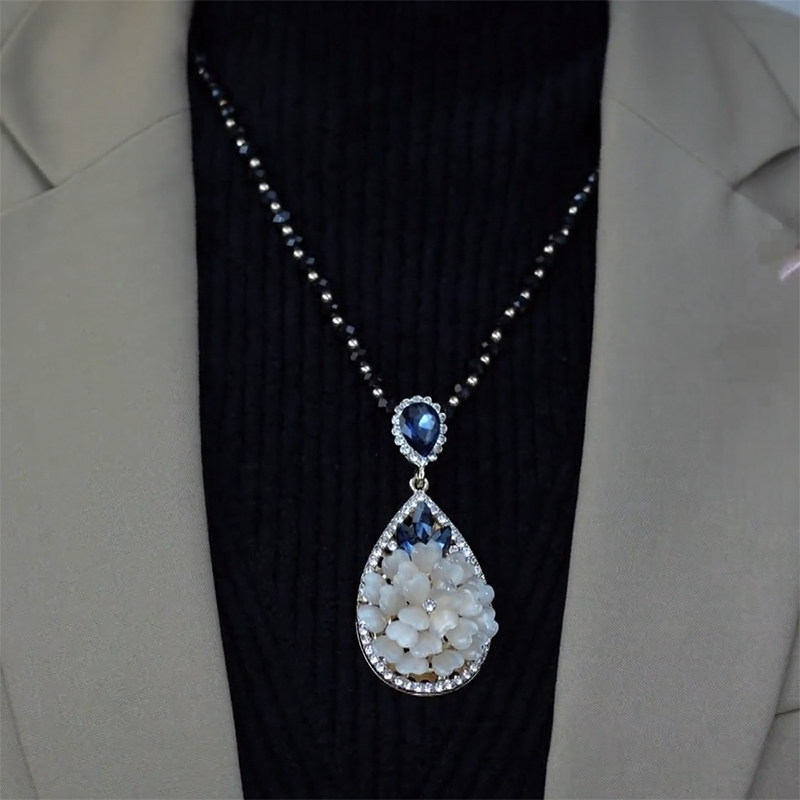 盛世花开毛衣链女网红时尚长款水晶花朵项链秋冬新款卫衣挂件配饰