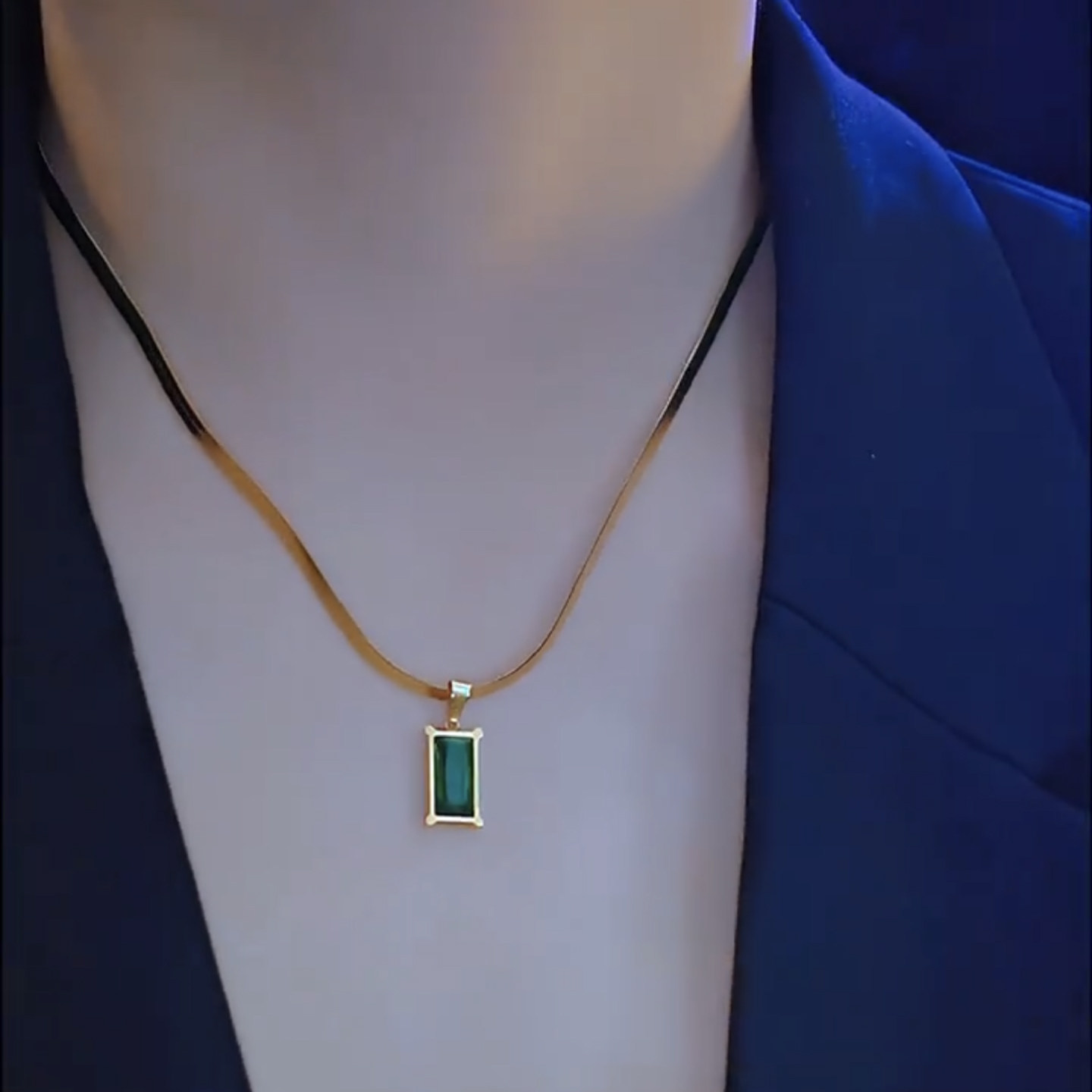 复古绿色水晶扁链蛇骨链项链女