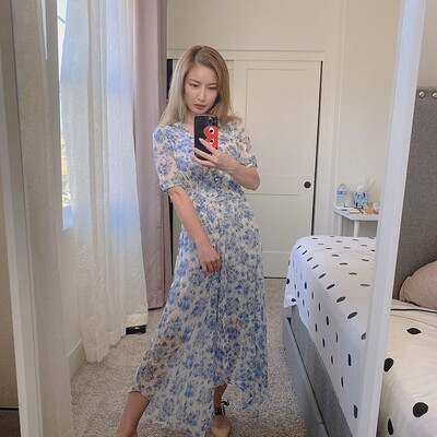 折扣印花V领不规则连衣裙夏季