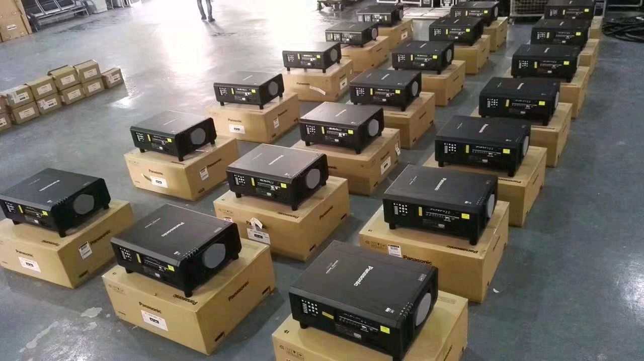 上海投影仪机电视租赁公司 LED大屏音响无缝切换器出租借用免押金
