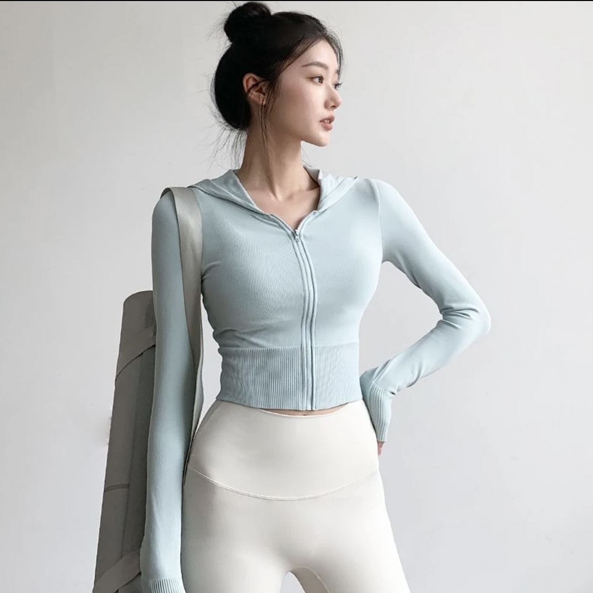 洋白菜连帽拉链紧身运动外套女显瘦训练健身长袖瑜伽服夹克上衣