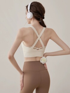 洋白菜一体式 运动内衣收副乳高强度专业防震聚拢跑步文胸瑜伽健身