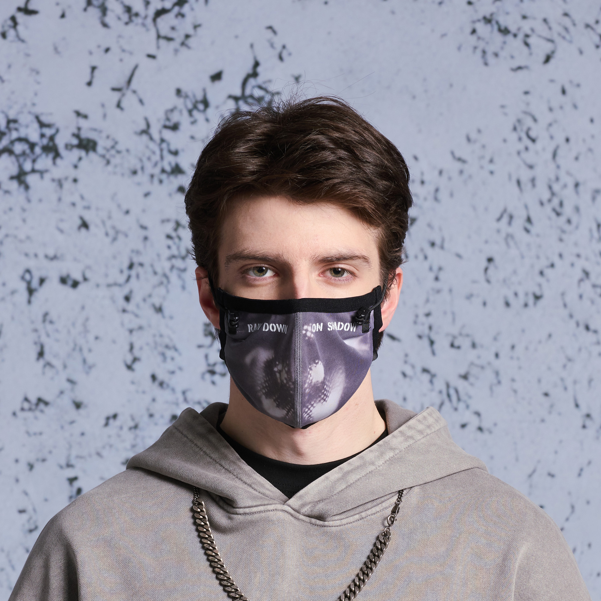 RAINDOWNONSHADOW感温变色口罩