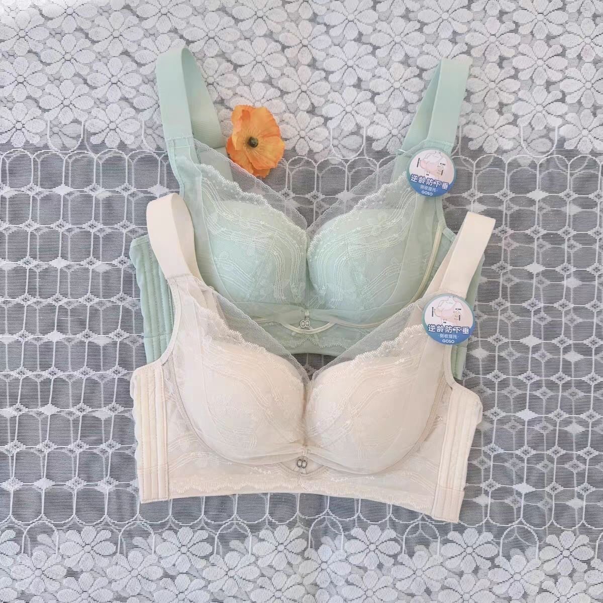 香蜜闺秀25212002薄款调整型无钢圈亲肤绵B杯四排扣文胸舒适塑形