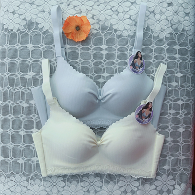 香蜜闺秀26112004国香款健康棉无钢圈聚拢文胸B杯不跑杯光面款